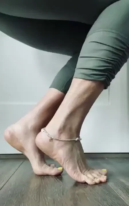 Let me know if you like them feet foot sexyfeet higharches newhere 