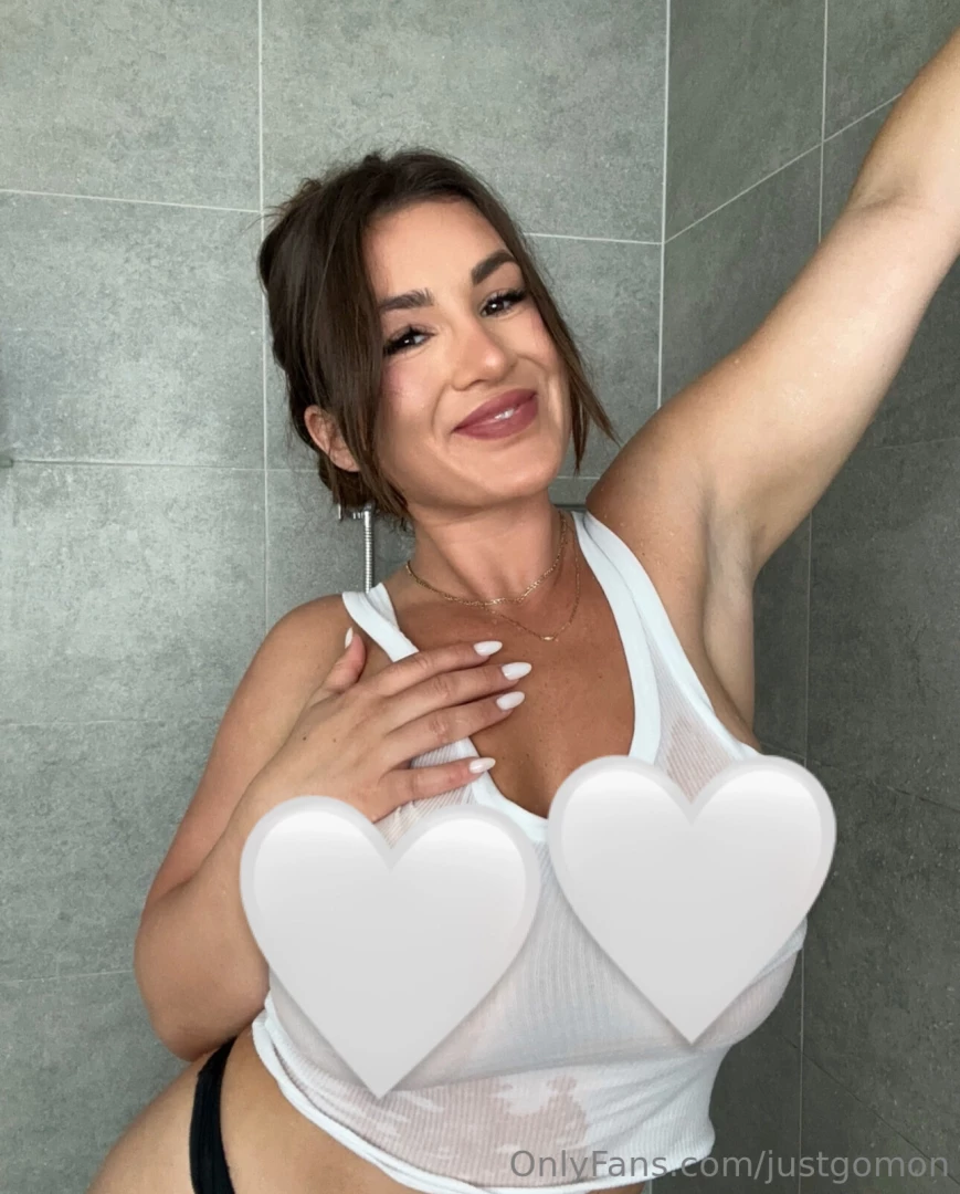 Today is the dayyyy - your dreams come true 