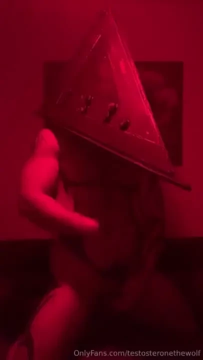 Everybody always lusting over pyramid head but who would actually let 