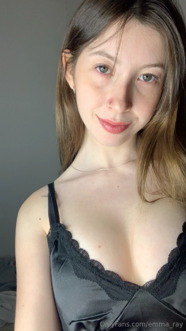 Do you think i look much better w natural lighting i do 