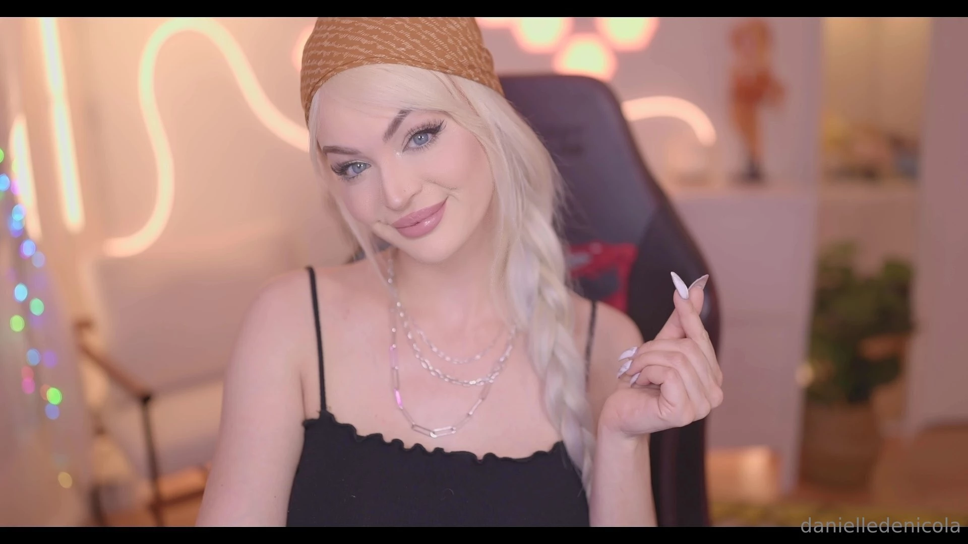 It s come to my attention that i ve never gone live here is it time we 