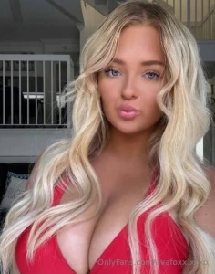 Hit like if you would fuck me part 3