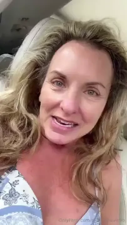 I m doing a live stream later this afternoon while i do my easter 