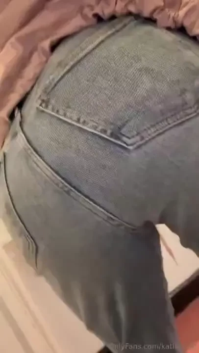 Do you like a butt in jeans 