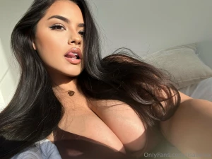 Happy thanksgiving please help me get new lingerie