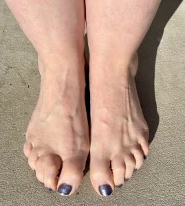 Good morning changing my polish this weekend what color should i pick part 1