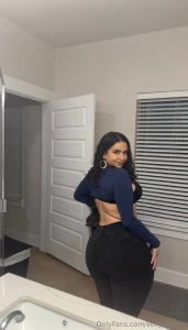 Do you like how i look from behind i m sure you d cum from just seeing