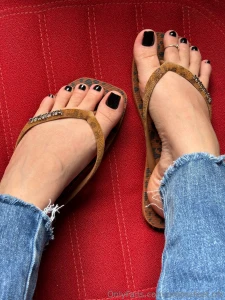 Details that speak for themselves a touch of black a ring that part 14