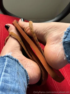 Details that speak for themselves a touch of black a ring that part 7