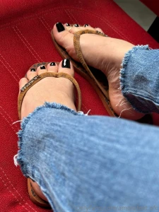 Details that speak for themselves a touch of black a ring that part 2