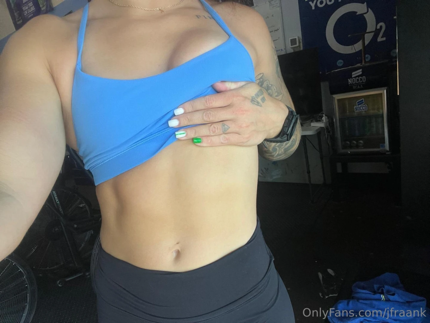 Got a deal for youu come say hi if you re around 