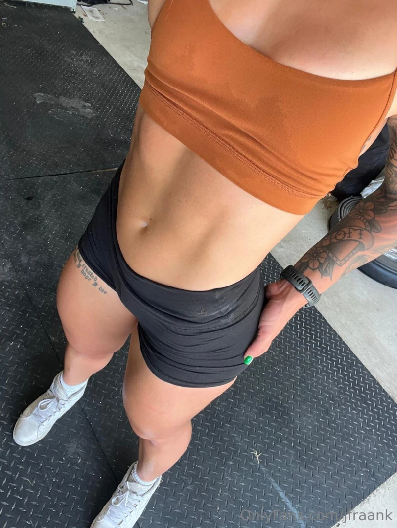 Send me a emoji if you want these clothes to come off 