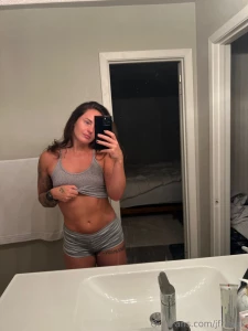 Feeling myself a little tonight what are you up to