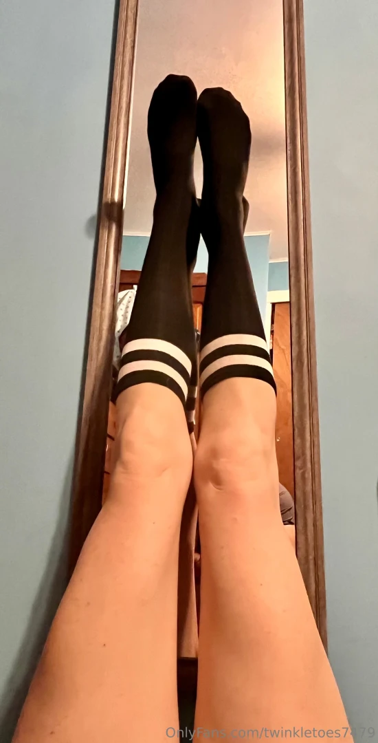 Keeping them toes toasty 