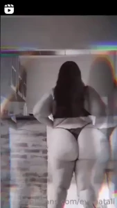 Sometimes i wonder how it would feel to put my face in my own ass it s