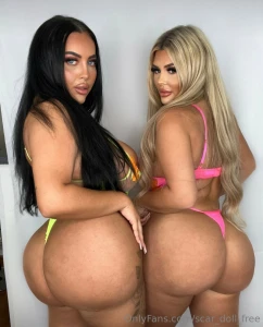 My busty big booty brunette bestie missbustyb_x