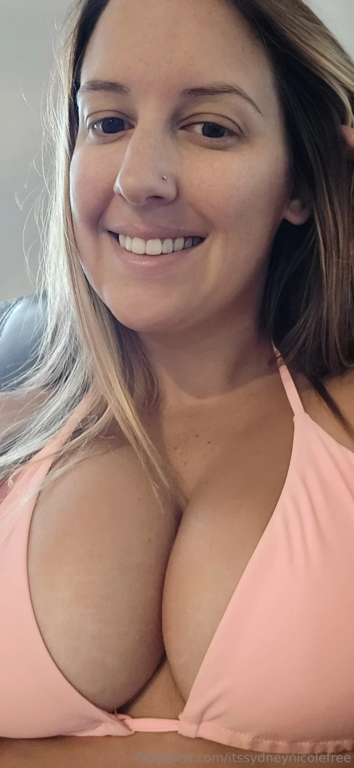 This post is to remind you that i have amazing titties sydneynicolevip 