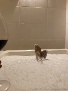 Feetandsurprise part 4