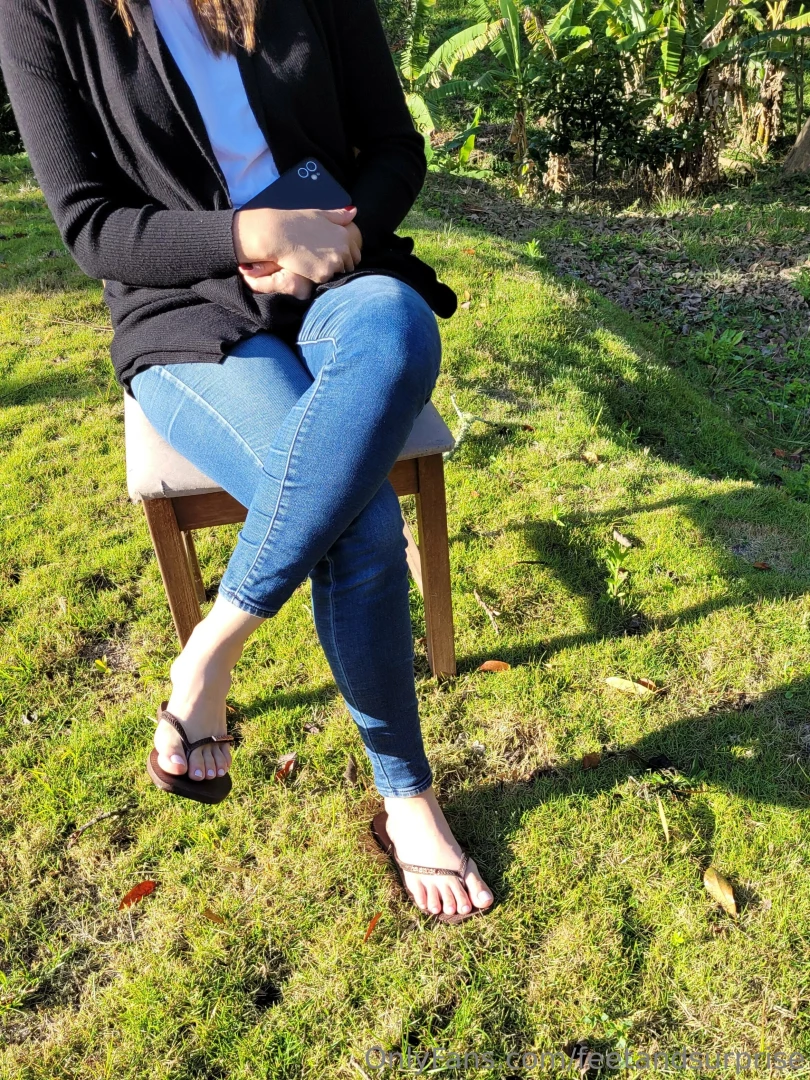 Feetandsurprise part 1 