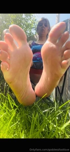 Warm here just sweating who s ready to massage these feet and maybe i part 5