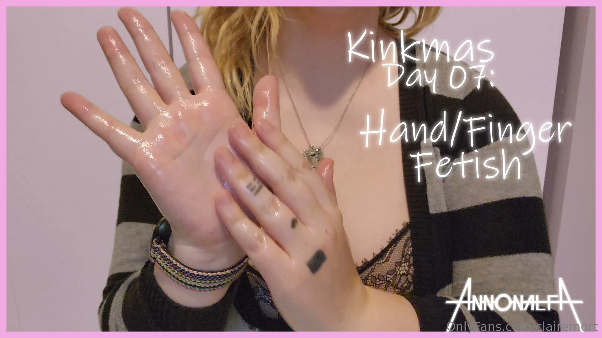 Hand rubbing this one is for the hand lovers out there watch me rub my 