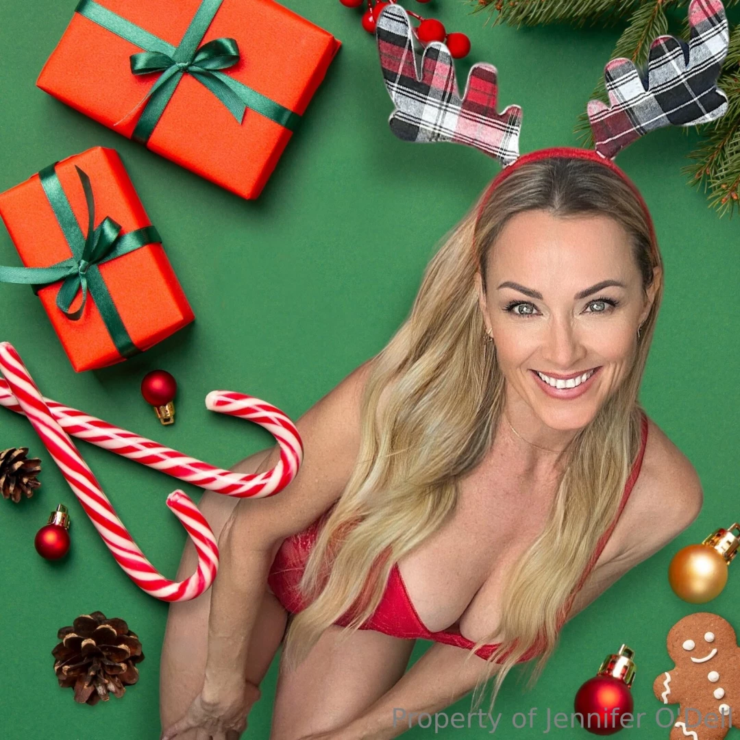 Ohhhhhh christmas is almost here what would you like under the tree 