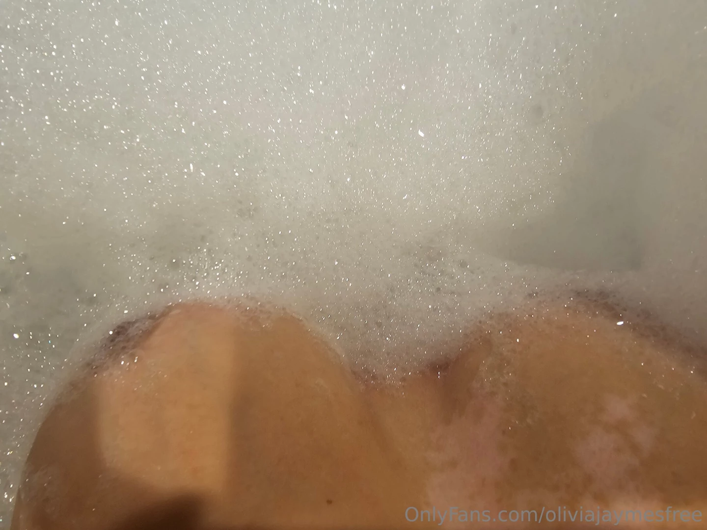 I can make bath time lots of fun 