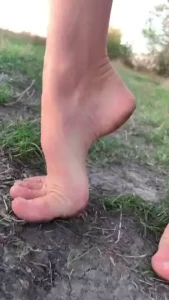 What do you think about my feet today are they nice