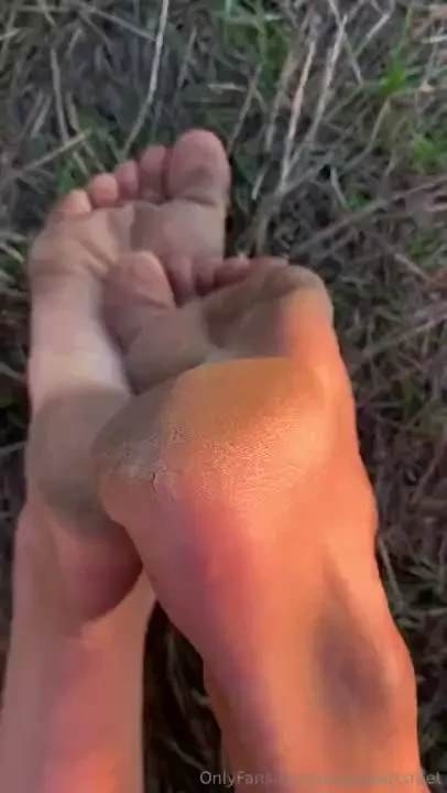 What do you think about my feet today are they nice part 1 