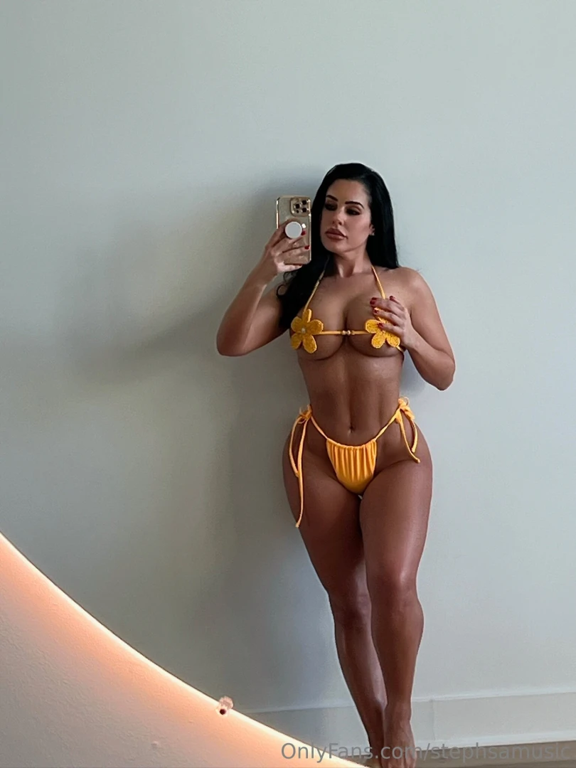 Living in bikinis and your head rent-free 