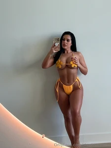 Living in bikinis and your head rent-free