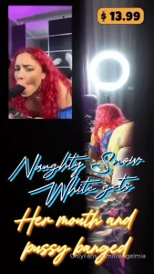 12 25 naughty snow white bangs her mouth and pussy the big bad wolf