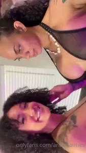 New video with the stunning depreeaz and my first strap on video is