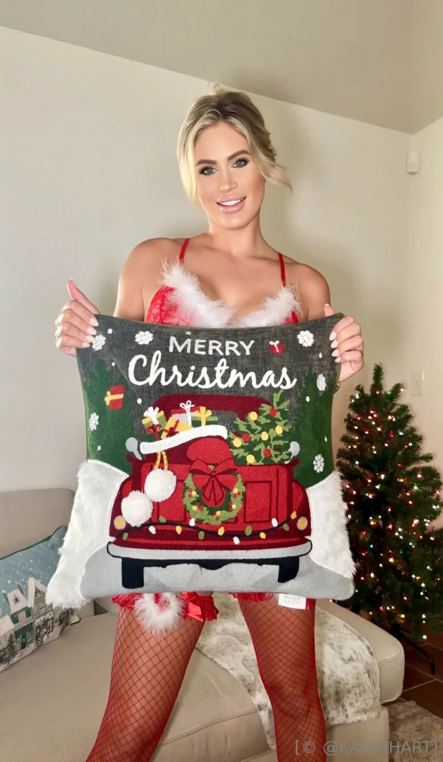 Who s getting super excited for christmas 