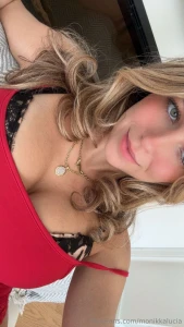 Staring contest 1 2 3 go