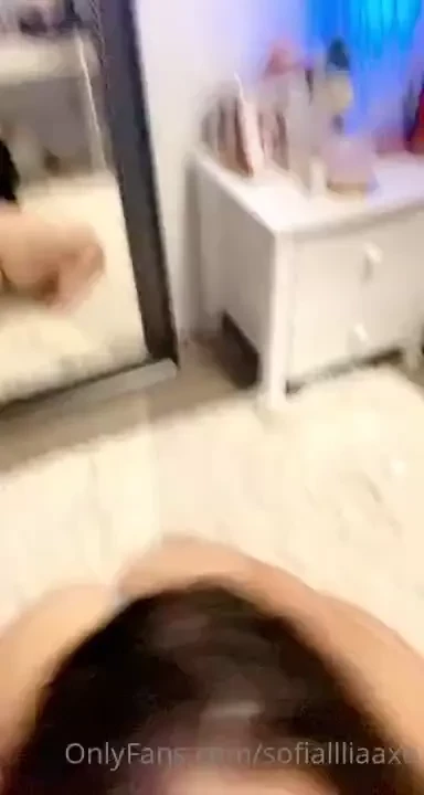 Lil booty shake before bed 