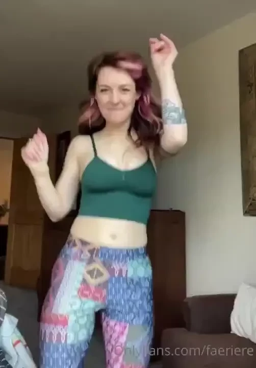 Absolutely jiggling amp wiggling to some slut pop hahah i ve got lots 