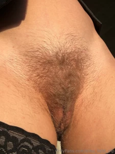 Showing off my favorite little detail can you handle this bit of wild