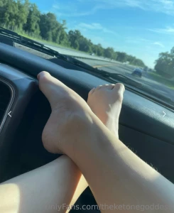 I just love the sun on my toes what s your perfect days