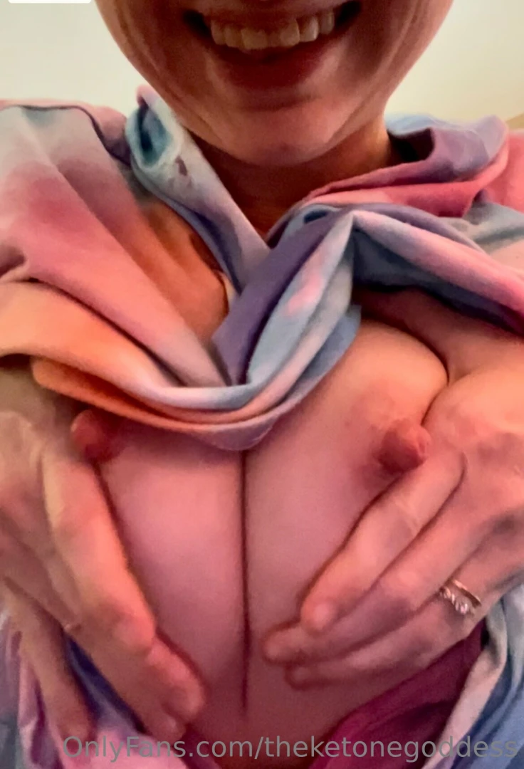 Cum get your daily dose of dairy vitamins and enjoy the show 