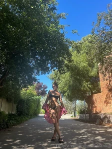 Can t wait for summer to come so i can show u more stuff like this