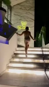 Walking up these stairs is so sexy cum with me next trip