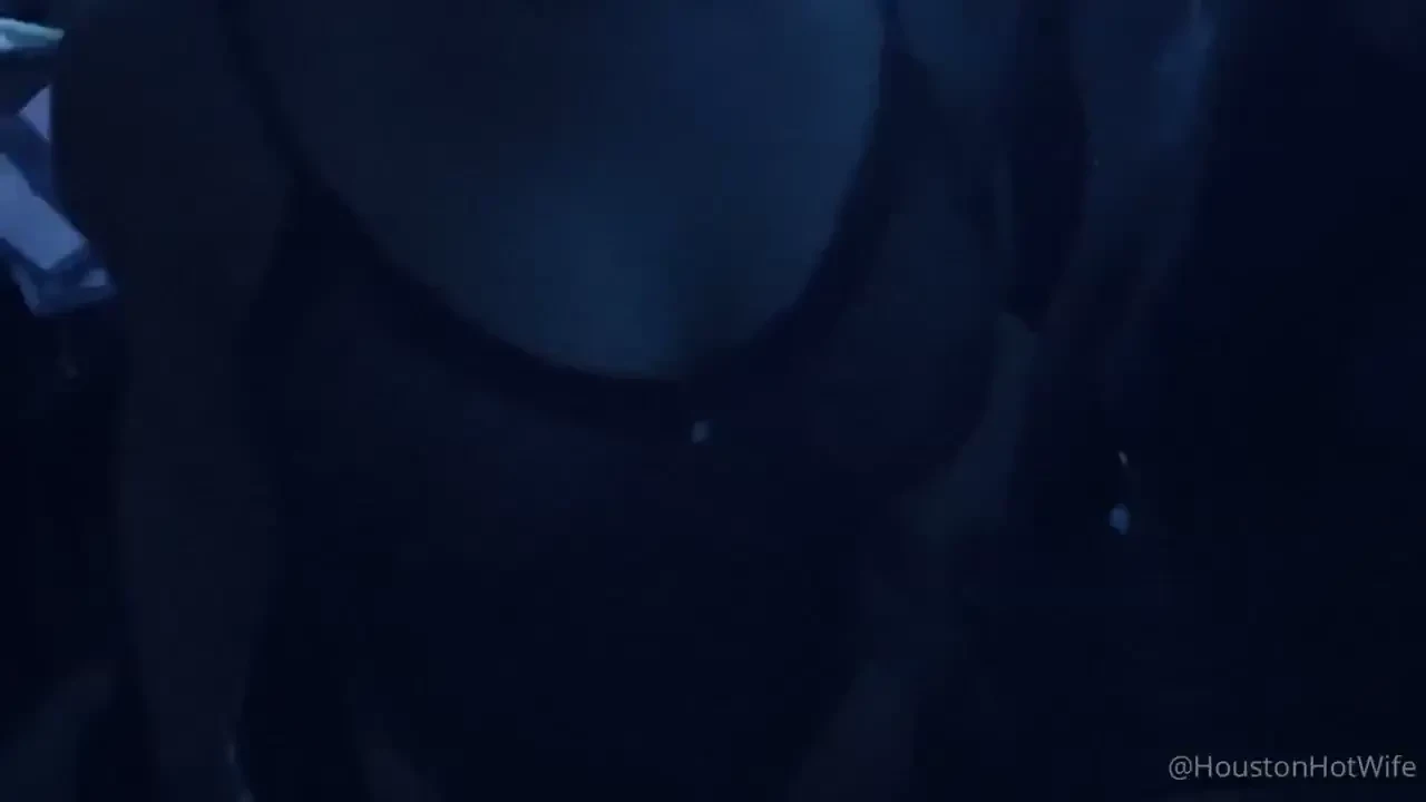 Shaking my money maker at the club 