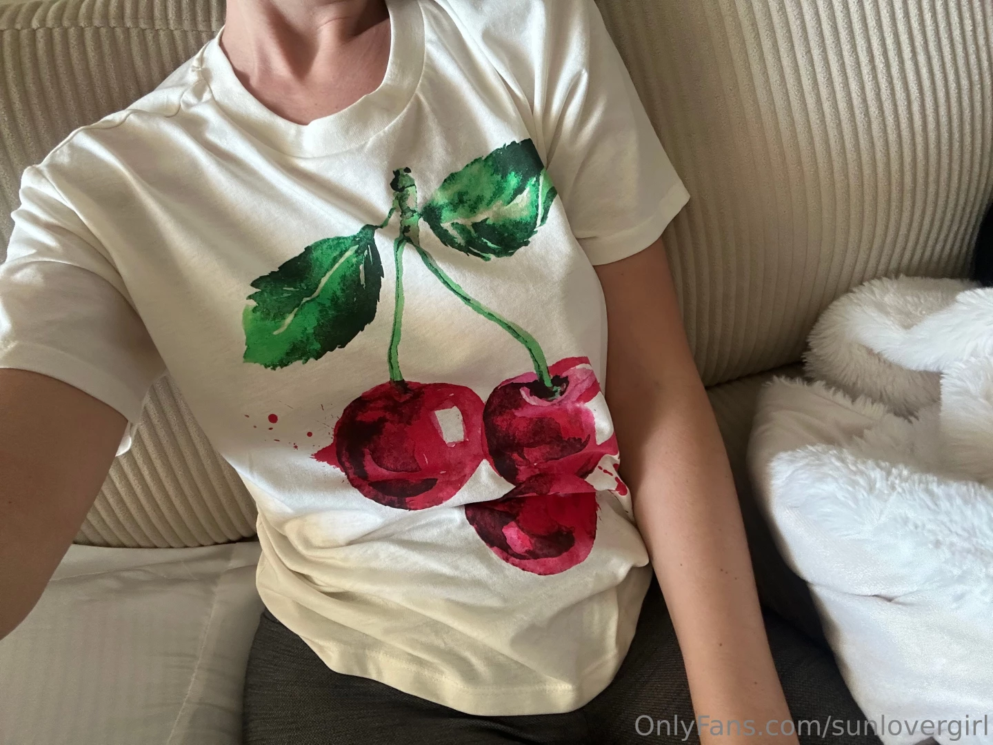 Swipe to lift up my top part 2 