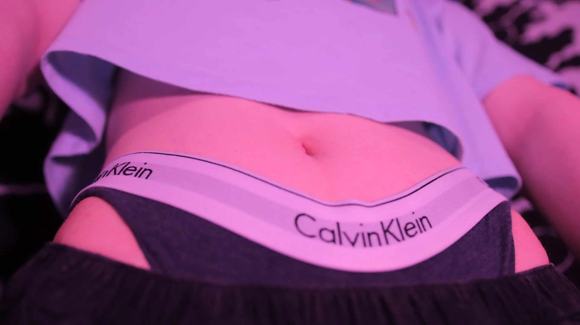 Kissable tummy lt 3 part 5 