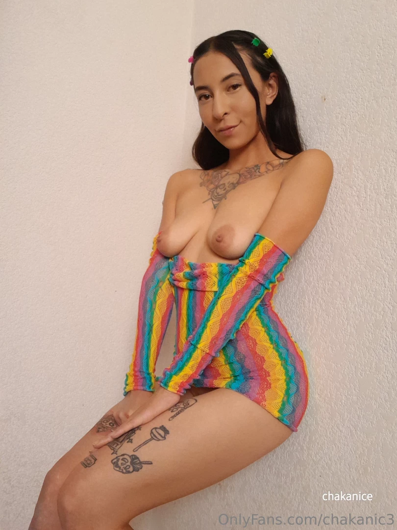 Les va a mamar verme haciendo un exquisito golden shower part 1 