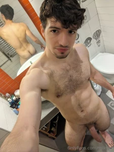 Always so horny after my morning workout