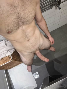 Always so horny after my morning workout part 2