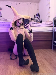 Selfie from a while ago but mimikyu is too cute not to post new