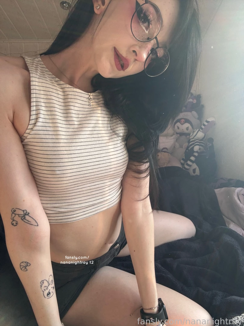 A lot of pics and a video with my sunny boobies giving you more part 2 